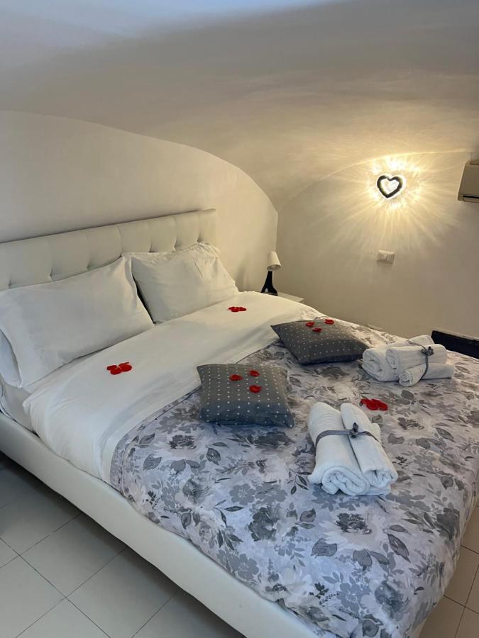 Petite Suite Napels Buitenkant foto